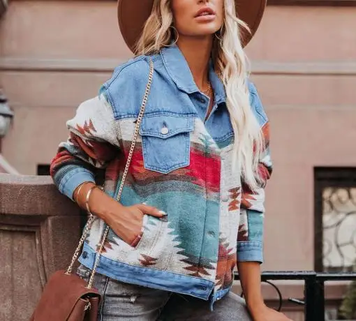 

Женская осень 2024, новая модная повседневная модная уличная стильная ковбойская куртка с цветными блоками, короткий топ