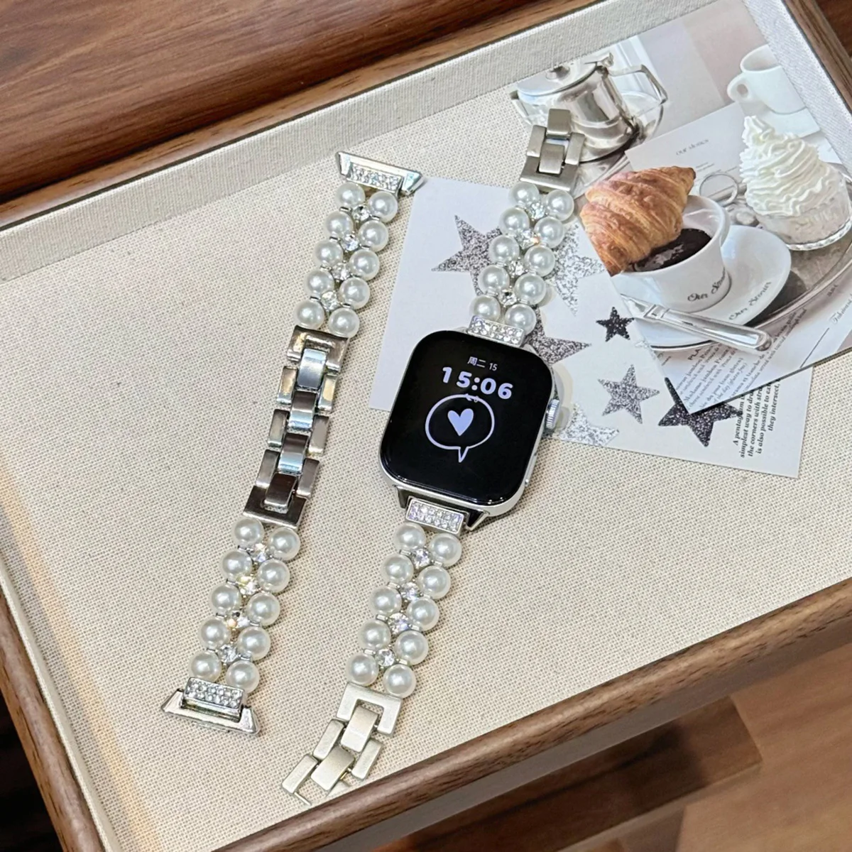 حزام لؤلؤ اجتماعي فاخر خفيف لساعة أبل الترا 10 9 8 7 6 5 4 امرأة الفرقة ل iWatch 38 40 مللي متر 41 مللي متر 42 مللي متر 45 مللي متر 46 مللي متر 49 مللي متر