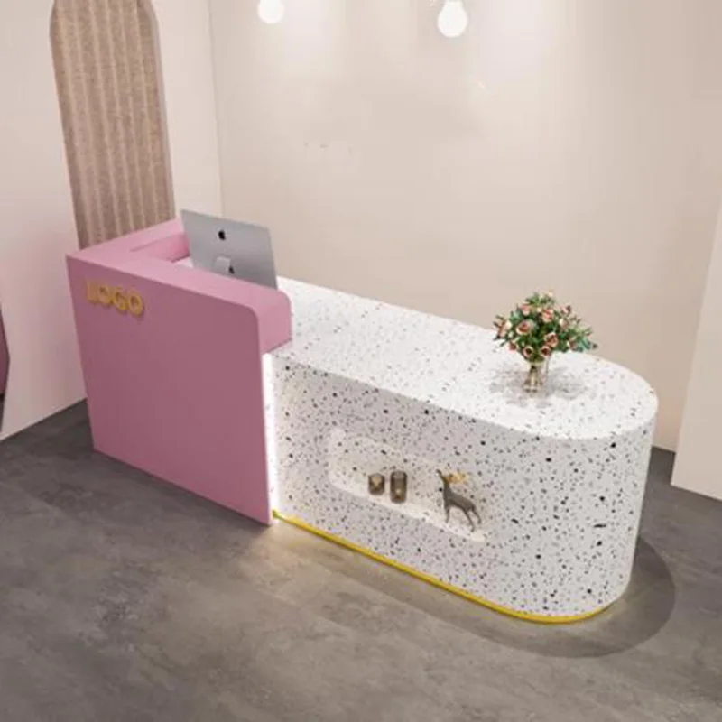 أضواء LED منحنية مكاتب الاستقبال المنظمون مكاتب الاستقبال الجمالية الحد الأدنى Mostrador De Tienda الأثاث التجاري