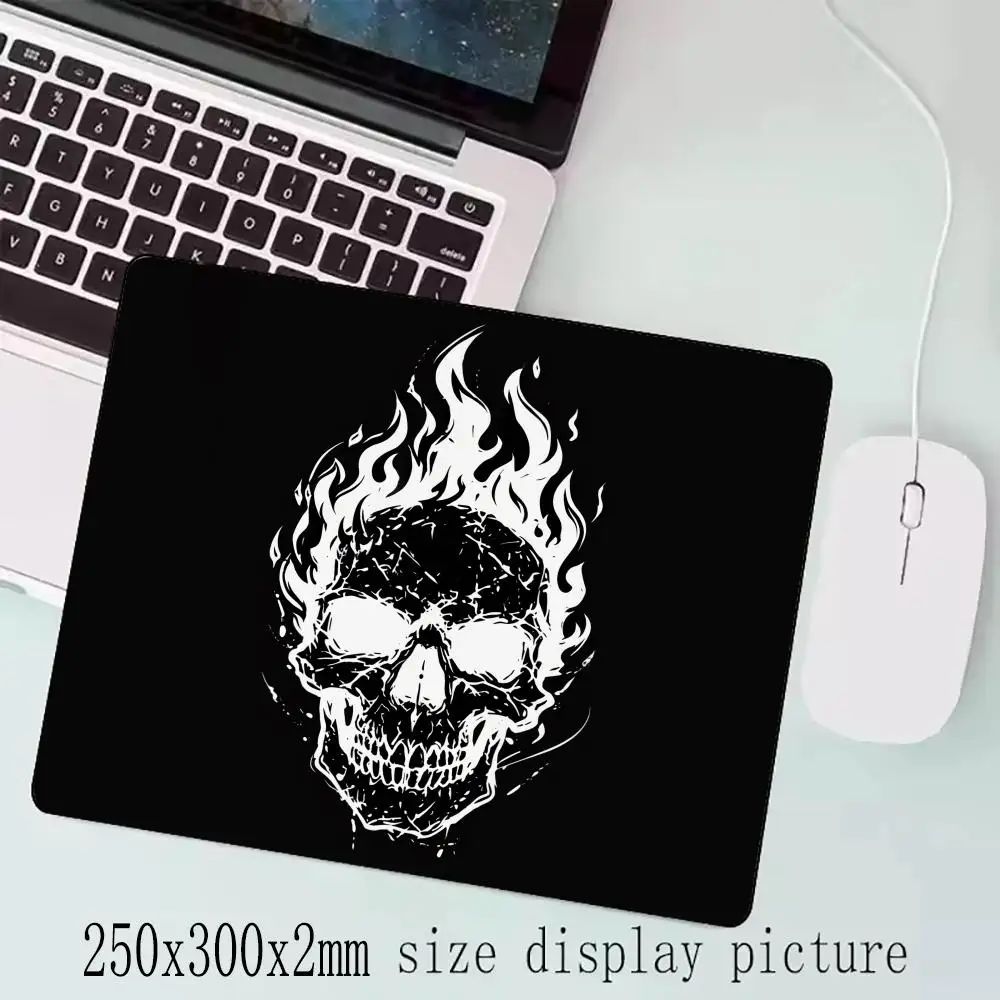 Skull Flame Mouse Pad 40X45 Large Square Computer Office Game Table Mats Rubber Anti-slip Mousepads 22x18 Small Decor Desk Pads