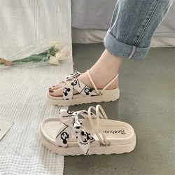 Kawaii Two Strips Sandals 2024 Women's Boots Girl Child Shoes Women's Flip Flop Slipper Sneakers Sport 2024g Practice