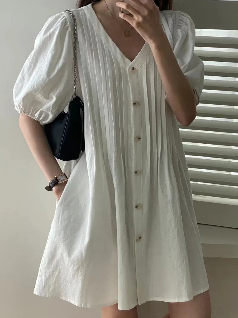 

Chic Summer Gauze Feel Single Button Pleated V-Ne Puffy Sve ort Dr Women's Faionable Loose Fit Clothing