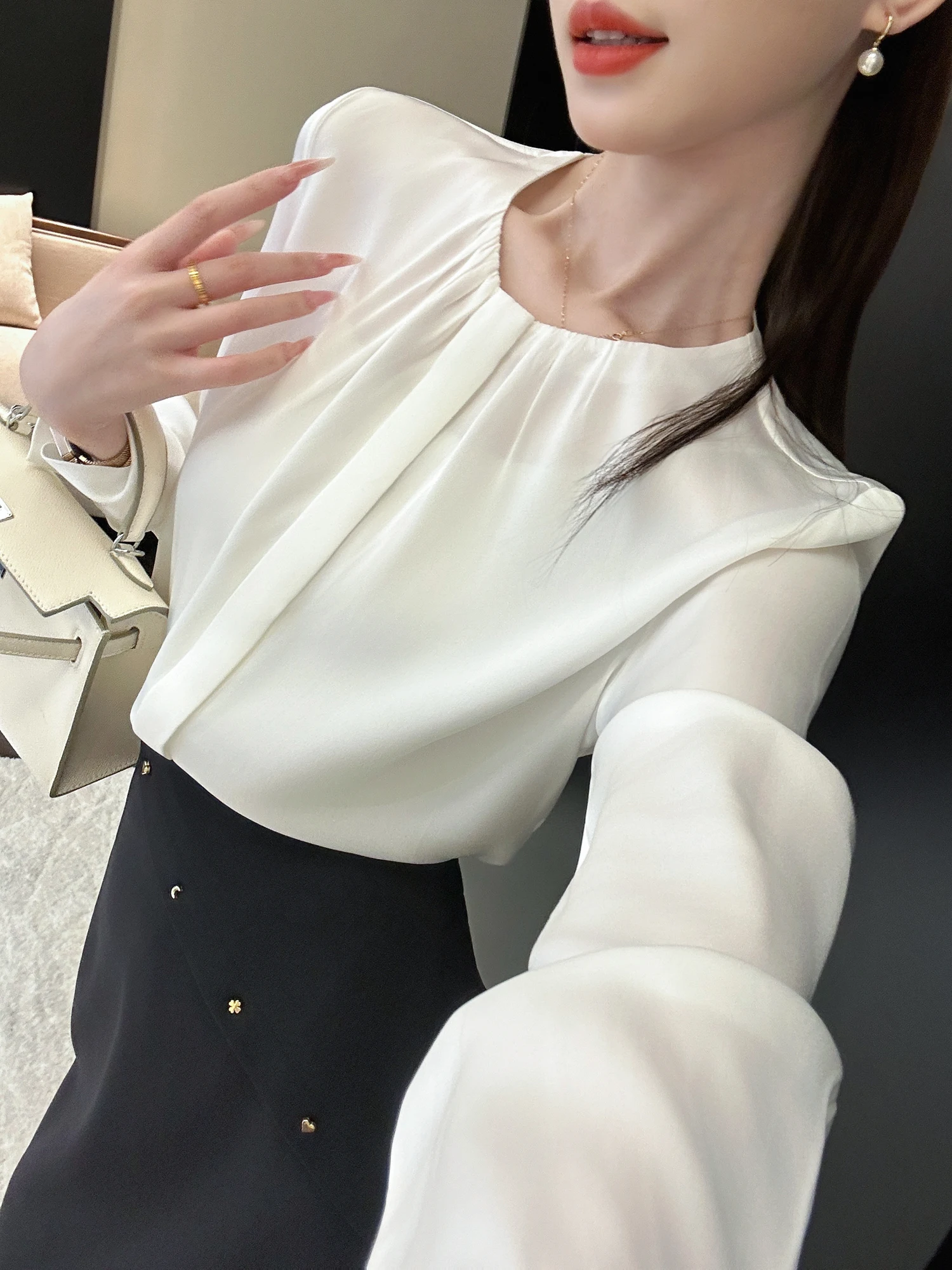 

Ele White Commute irt YOU SEE round Ne Pleated Softn Women's Loose Fit Long Sve Casual irt Chinese Brand