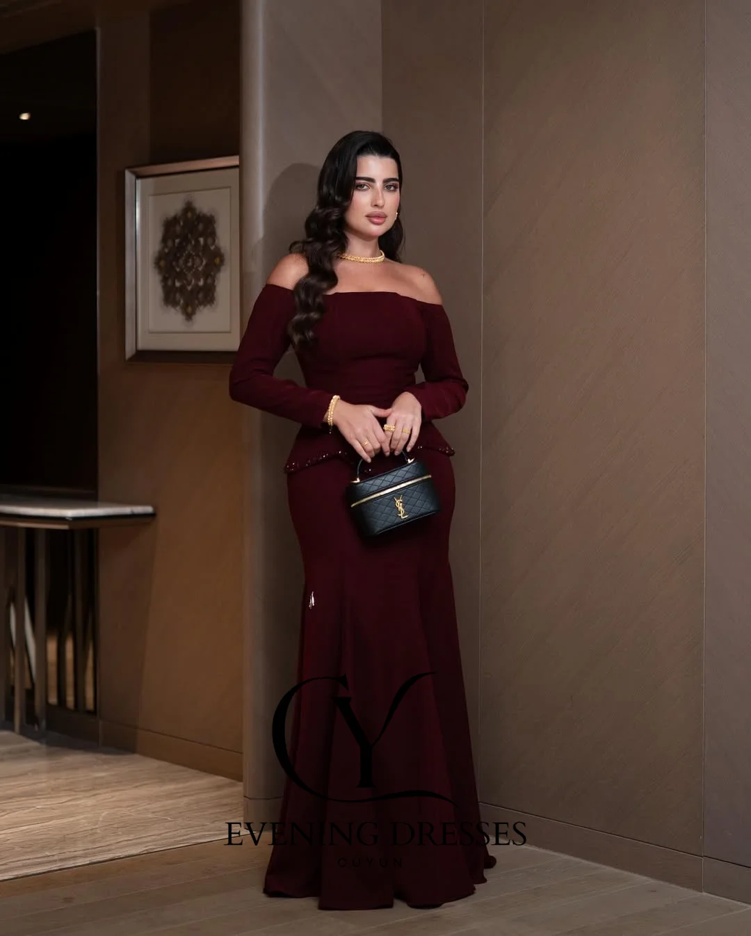 Gaun Pesta Malam Wanita Elegan CUYUN, Model Trumpet Off-the-shoulder dengan Glitter, Desain Khusus untuk Acara Spesial