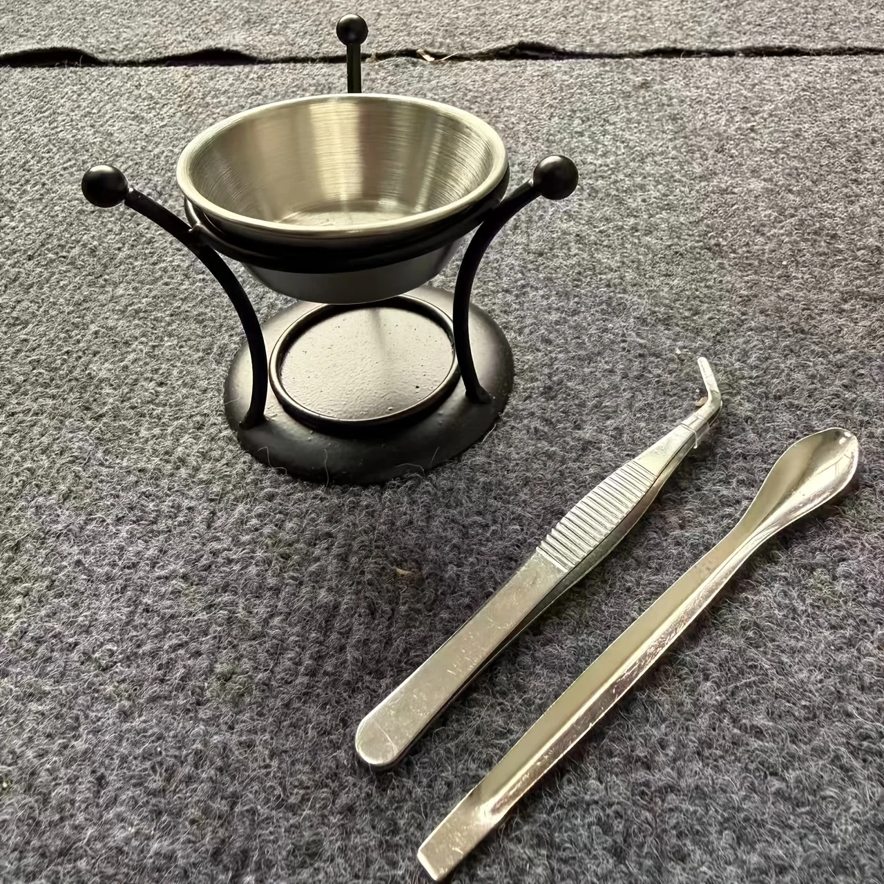 

Creative Essential Oil Warmer Portable Polygon Metal Incense Burner Decorative Candle Holder Candle Heating Holder Yoga Practice