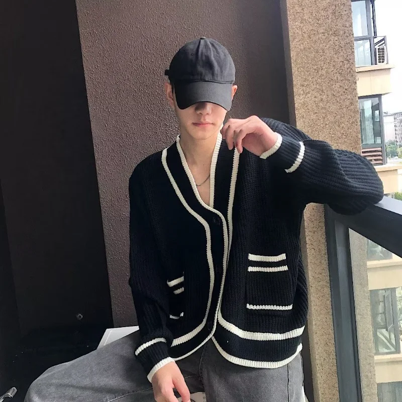 Contrast Color V-neck Pocket Knitted Sweater Cardigan Loose Men's Long-sleeved Fashionable Casual Jacket Top
