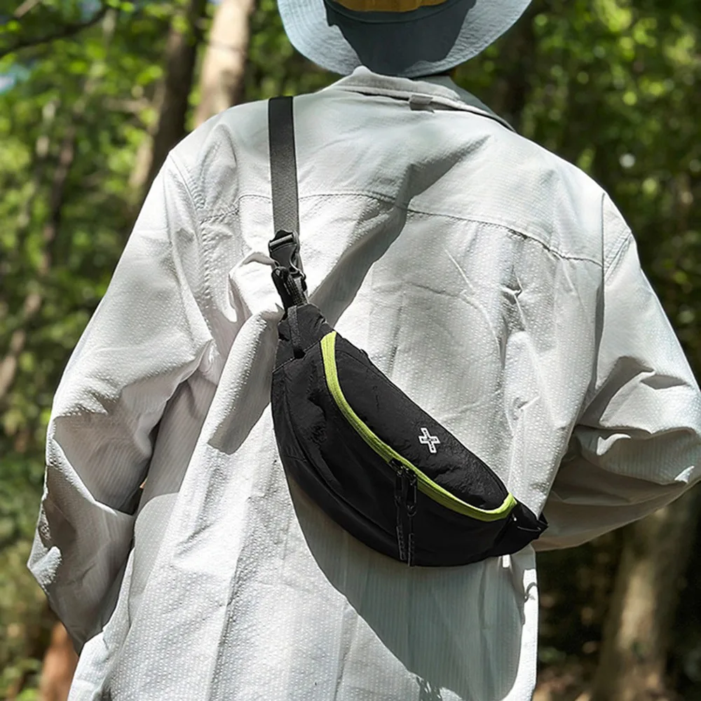

Casual Large Capacity Sports Chest Bag Color Contrast Waterproof Crossbody Dumpling Bag Phone Pouch Nylon Men Waist Bag Boys