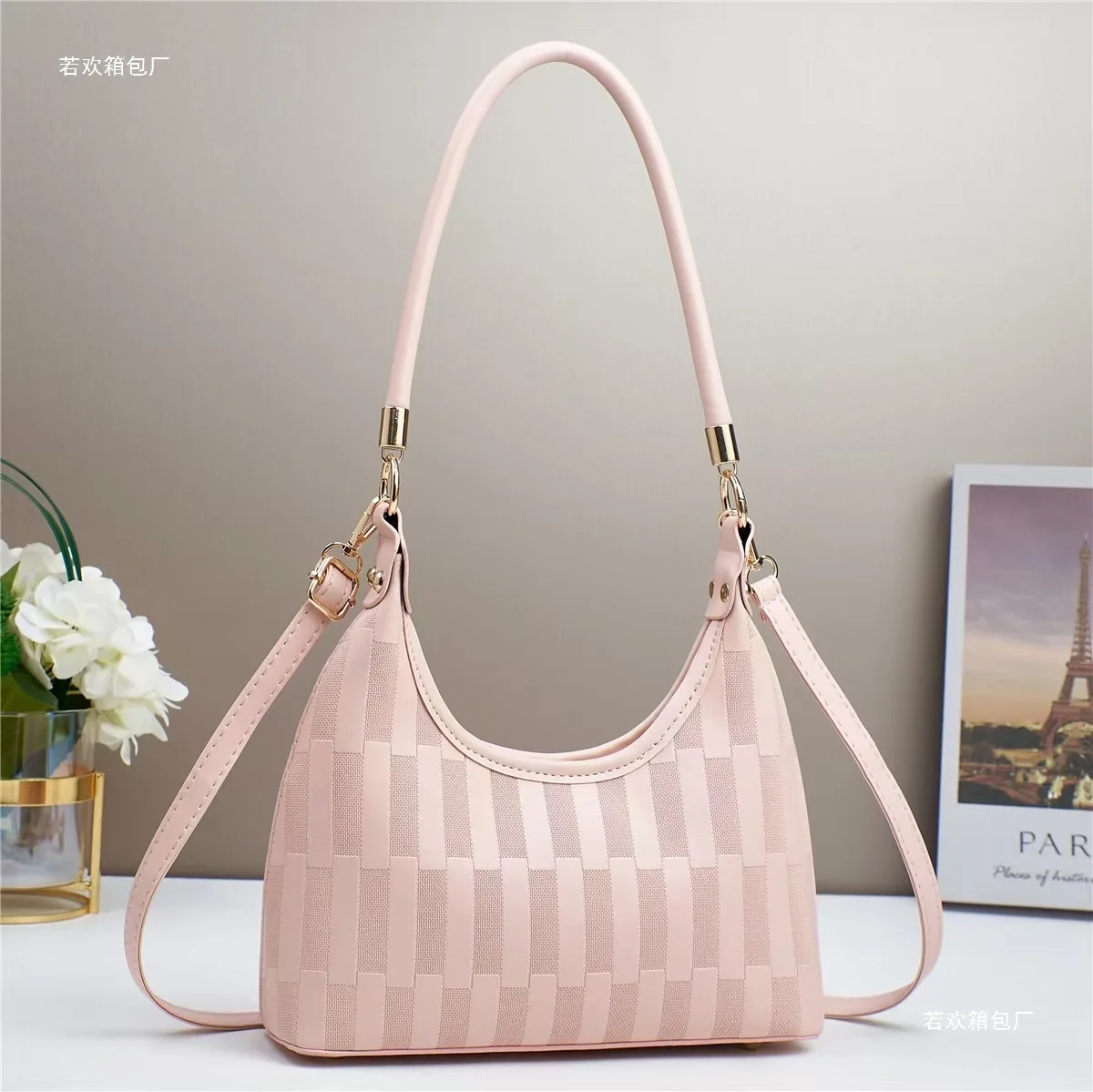 

Niche Fashion Versatile Bag - Women's Summer Trendy Mini, Shoulder, Handheld & Crossbody Hit