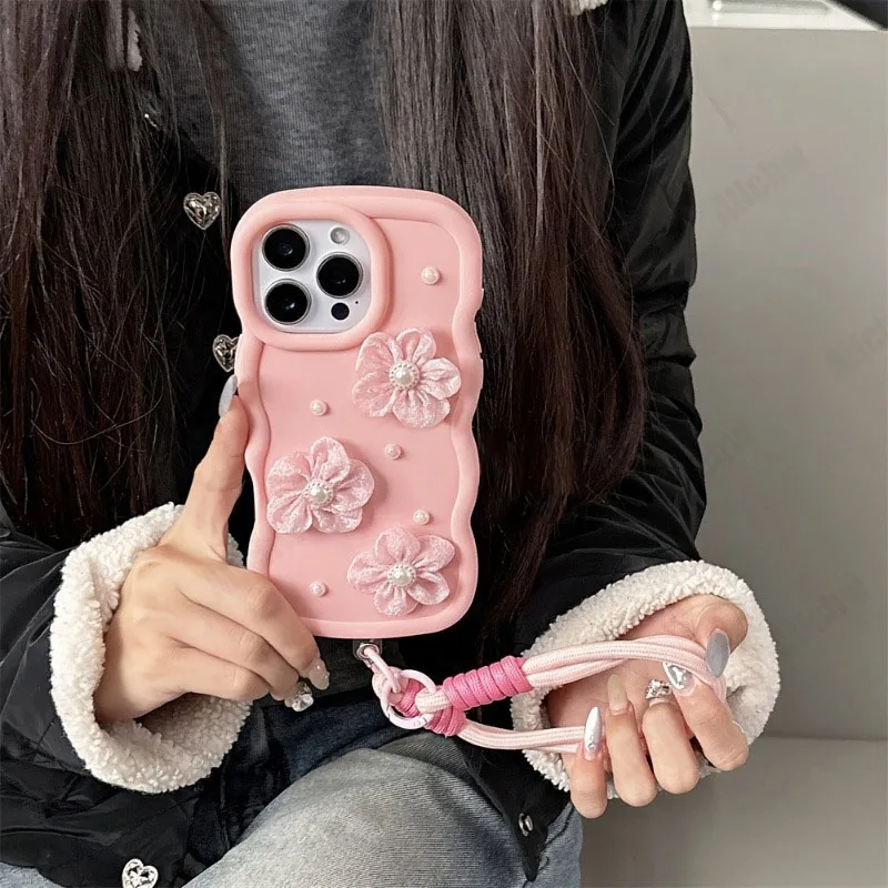 Pearl Lace Flower C… - image