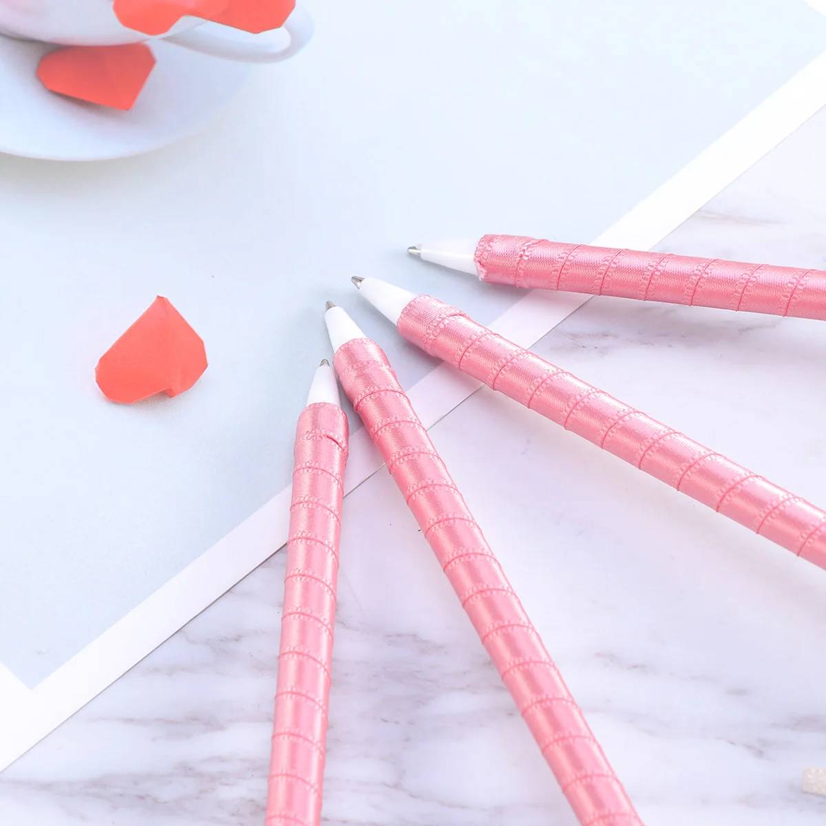 

5Pcs Fancy Ballpoint Pens Decorated with Artificial Roses Creative Pen for Women Girls Cute Stationery School Office Supply