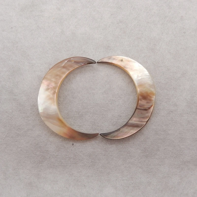 

Natural Stone Hand Carved Grey Shell Moon Earring Bead 48x12x4mm Semiprecious Fashion Jewelry Accessory