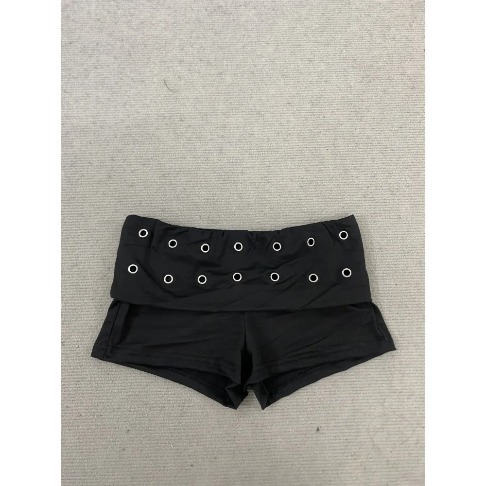 Sexy dark gothic style metal decorative printed shorts, simple and slim fit, basic and versatile daily casual pants