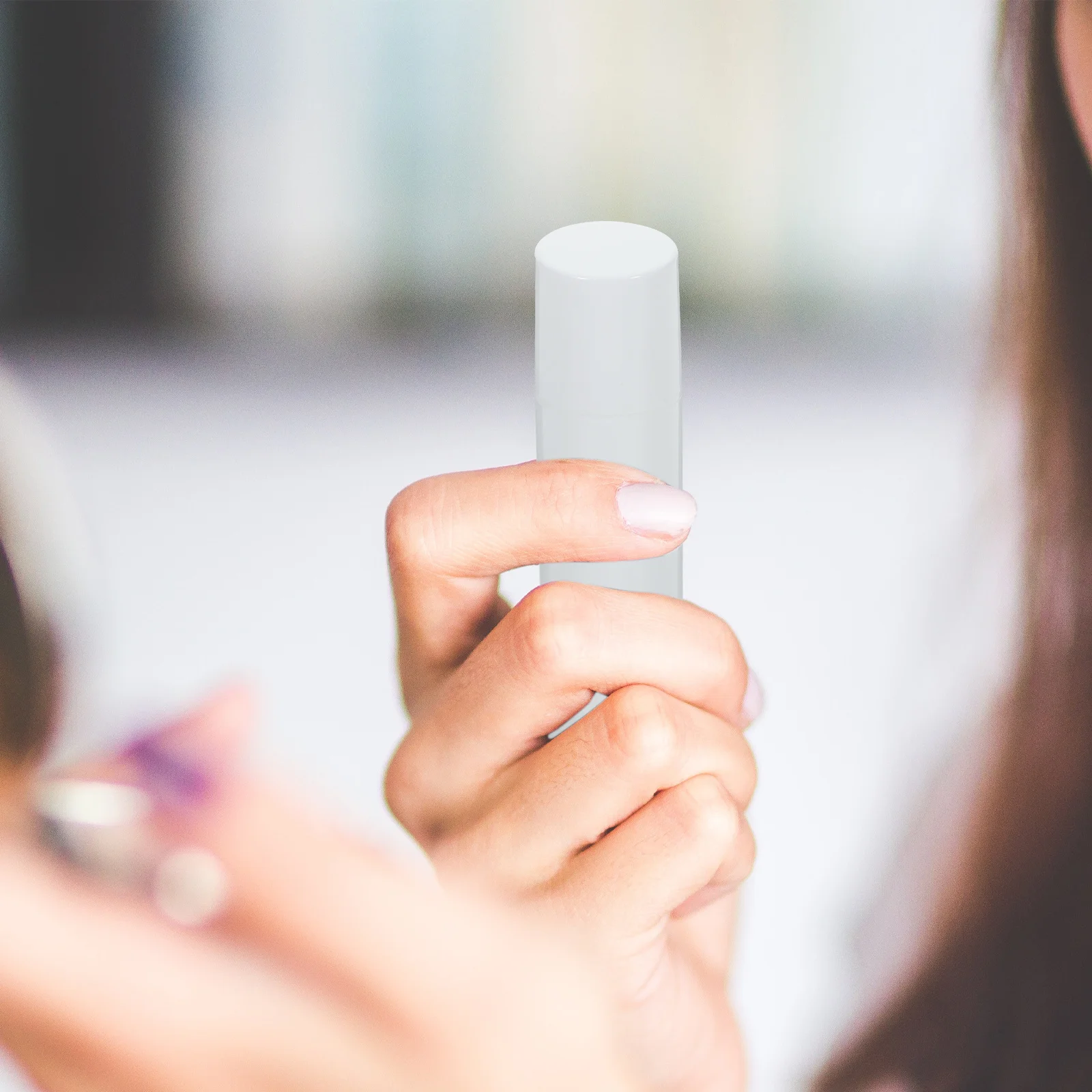 50 Uds. Contenedores vacíos de bálsamo labial, tubos de polipropileno Natural con tapas, tamaño 4G para brillo de labios o dispensador de cera casero