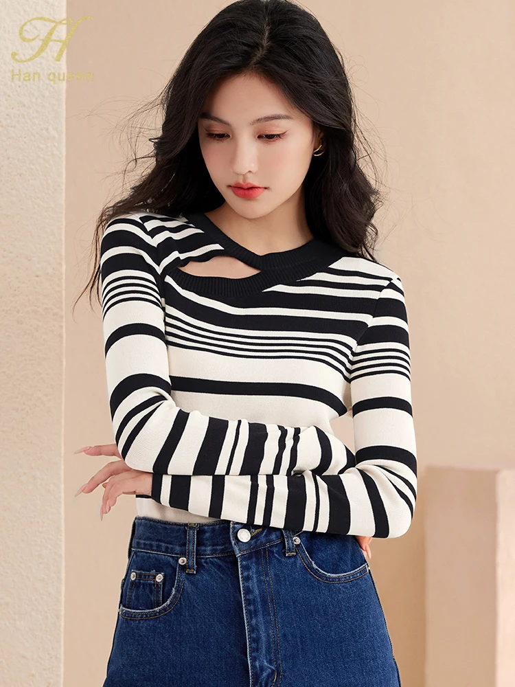 H Han Queen New Autumn Winter Tees Knitted Tops Womens Vintage Simple Long Sleeve Women O-Neck Casual Hollow Out Stripe T-Shirts