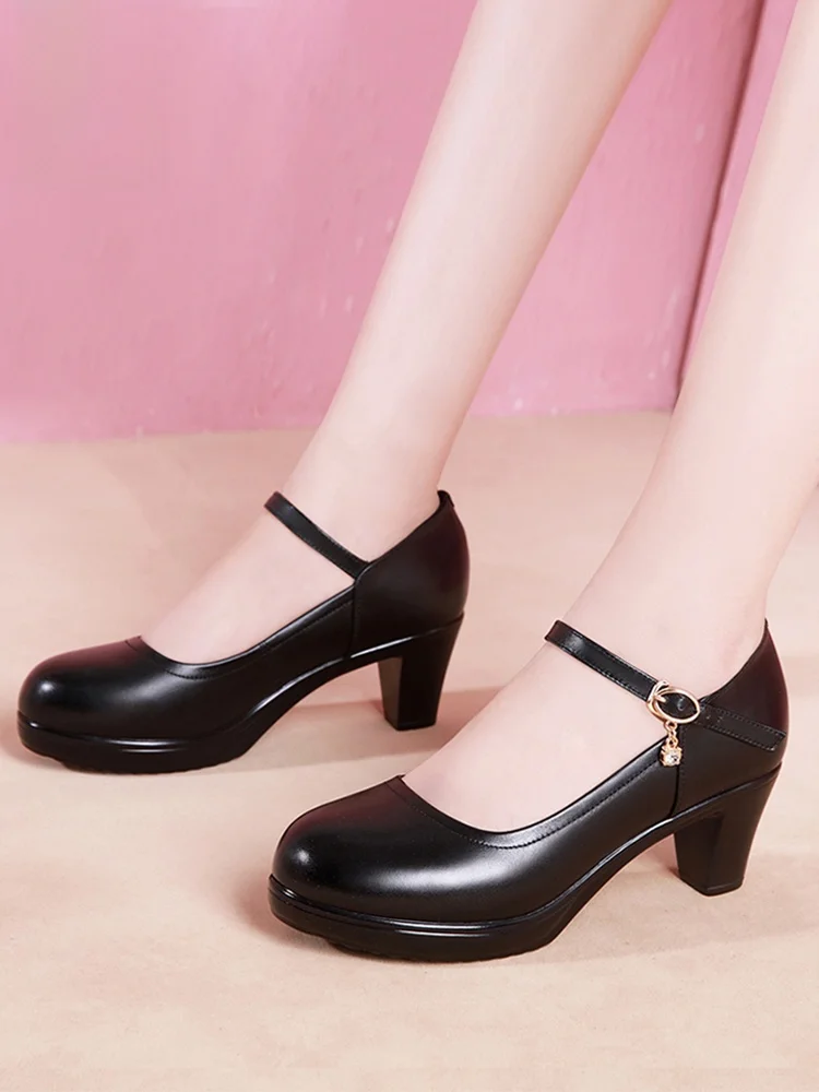 comfortable-leather-mom-oes-with-thin-heel-round-toe-mid-heel-faionable-for-middle-aged-women-walking-ow-oes-women