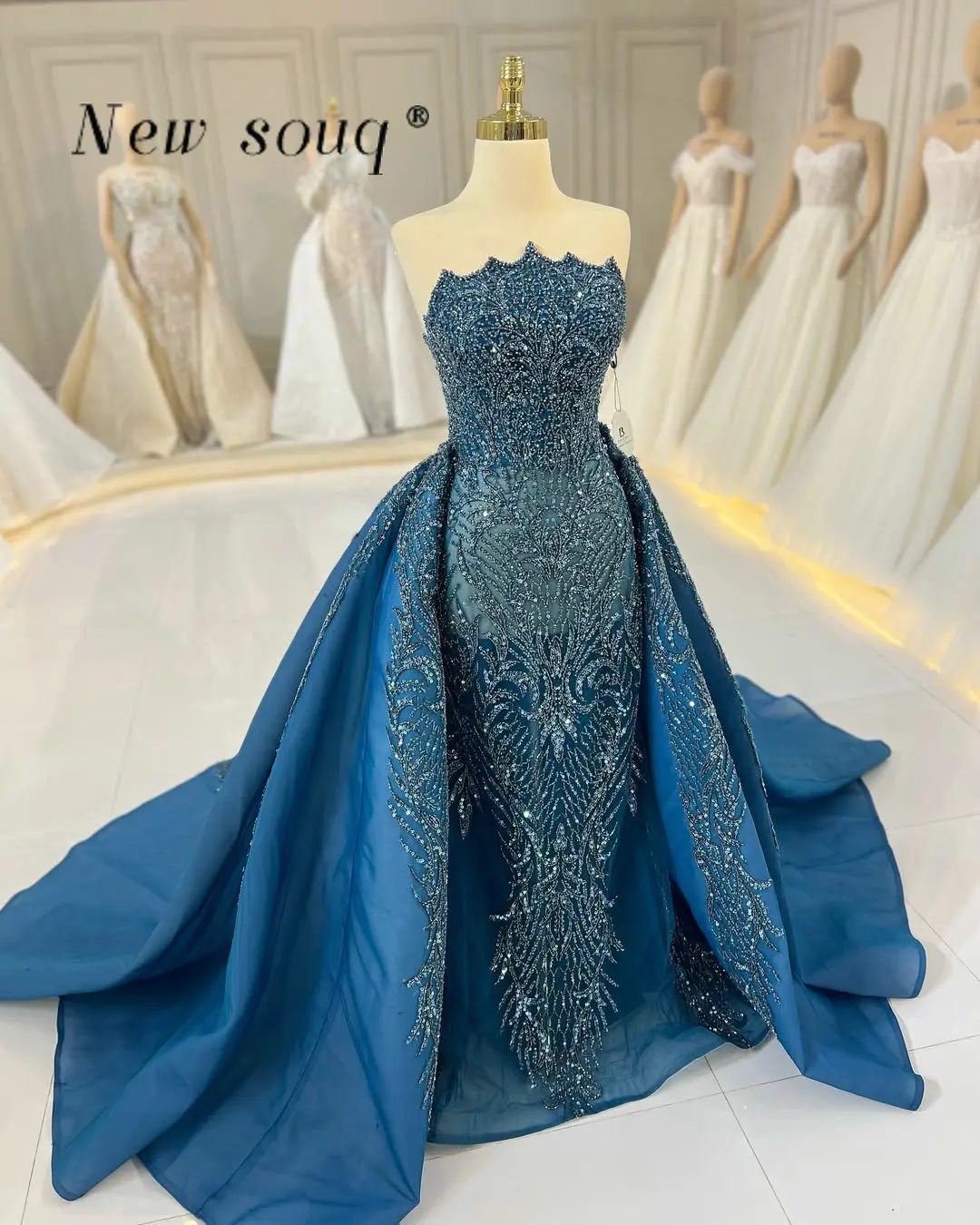 Donkerblauwgroen blauw Avondfeestjurken Op maat gemaakte Arabische tweedelige strapless bruiloftsjurken met kralen en afneembare overrok