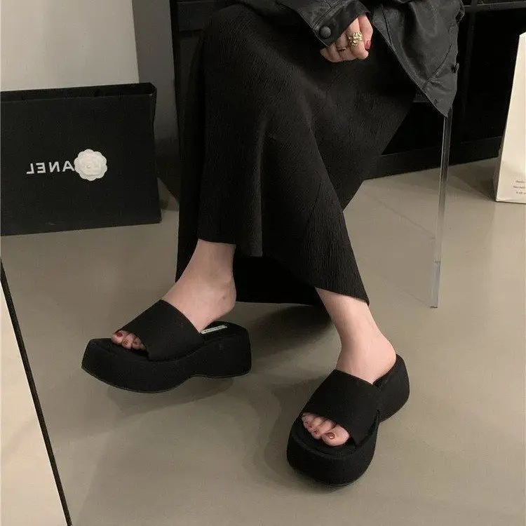 

Летние женские сандалии на толстом каблуке для улицы, новинка 2024 года, модные пляжные шлепанцы на высоком каблуке с тканевой поверхностью