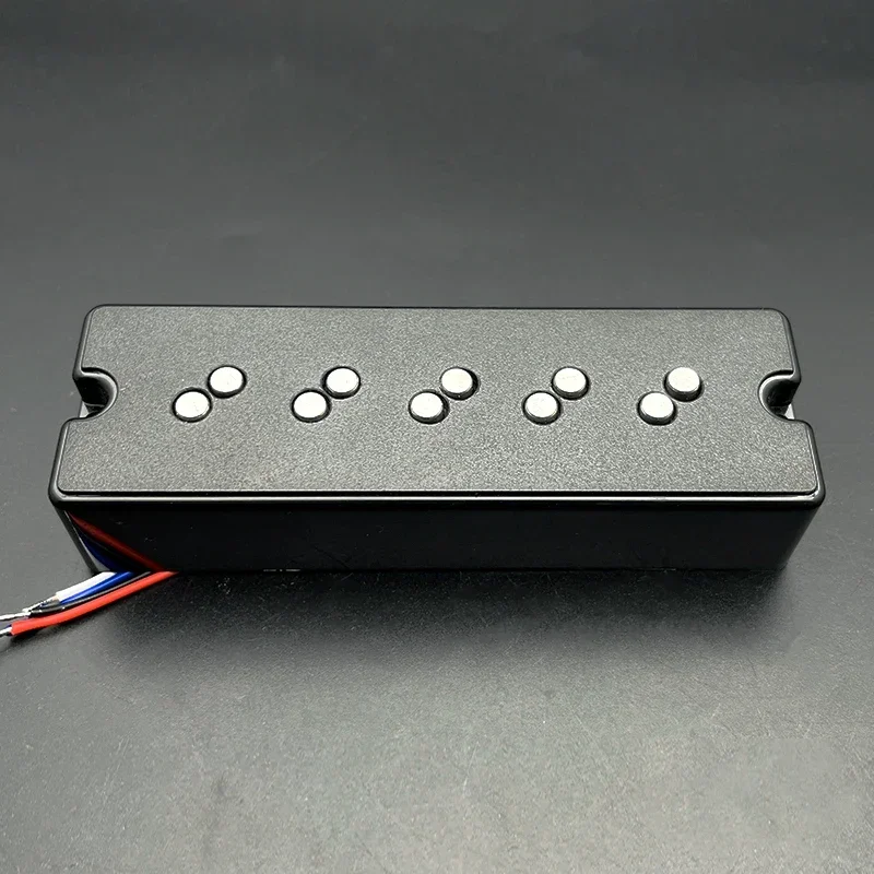 Alnico 5 5-String Bass Humbucker with Staged Polepiece Noise Reduction 16.5/17.5MM Pole Spacing 4 Conduct Split Coil for Bass