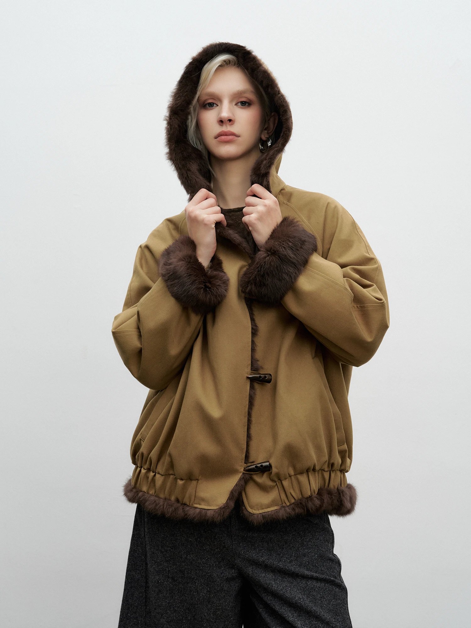 

Двусторонняя парка из кроличьего меха, женская зимняя теплая верхняя одежда Manmona Flower Field, новинка 2025 года, корейский стиль