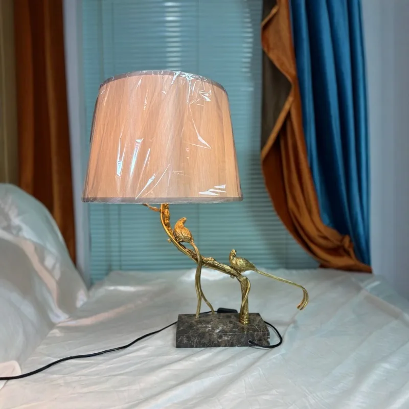 French all-copper desk lamp, bedroom bedside light luxury atmospheric decoration study reading living room creative copper lamps