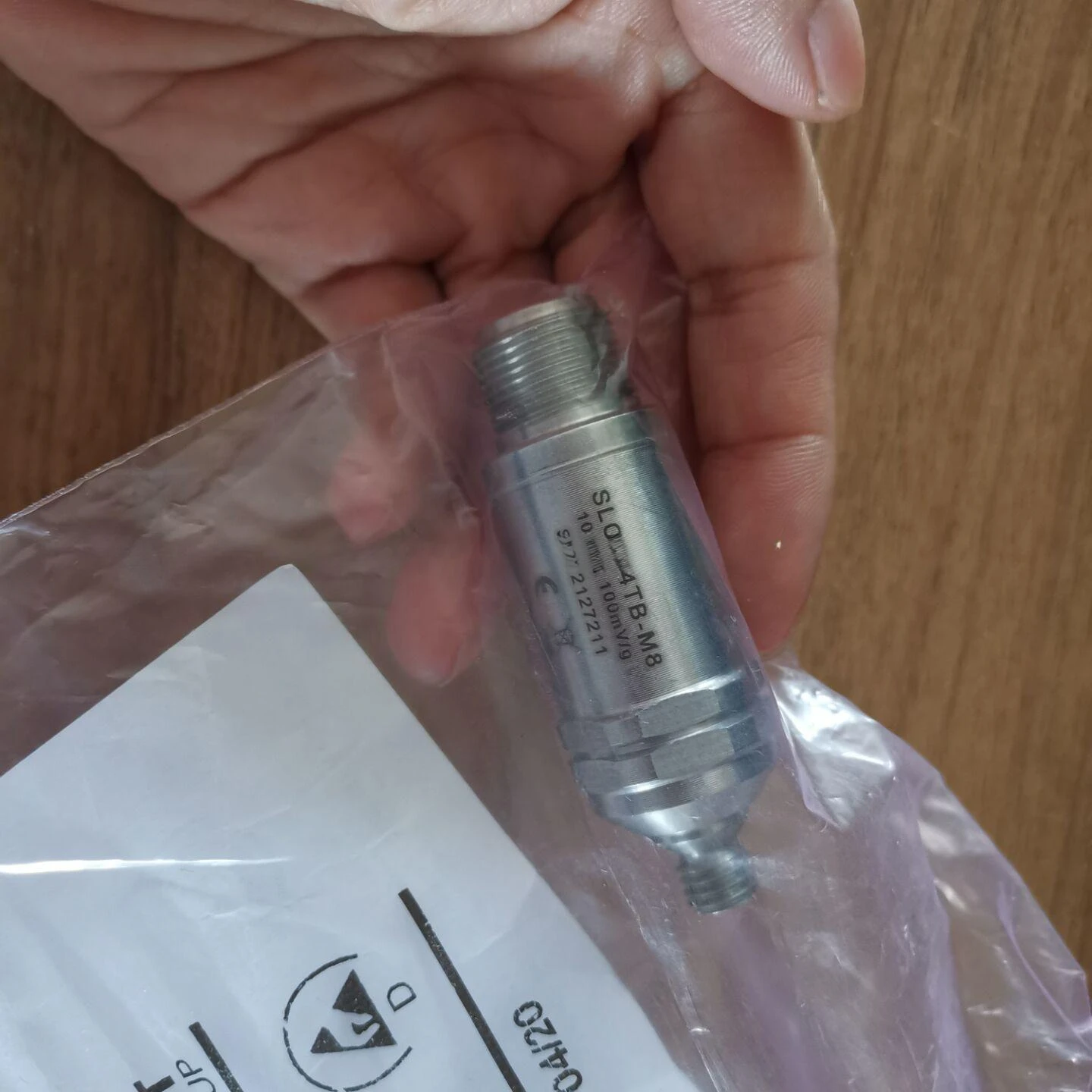 SPM SLC144TB-M8 Vibrationssensor Sika VT1541KHIB-01 Durchflussschalter