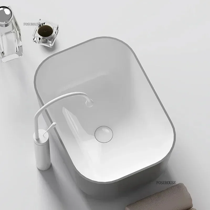 

Керамические современные раковины для ванной комнаты на балконе, улучшенная брызгозащищенная раковина с умывальником, креативная, легко чистящаяся дизайнерская раковина для отеля