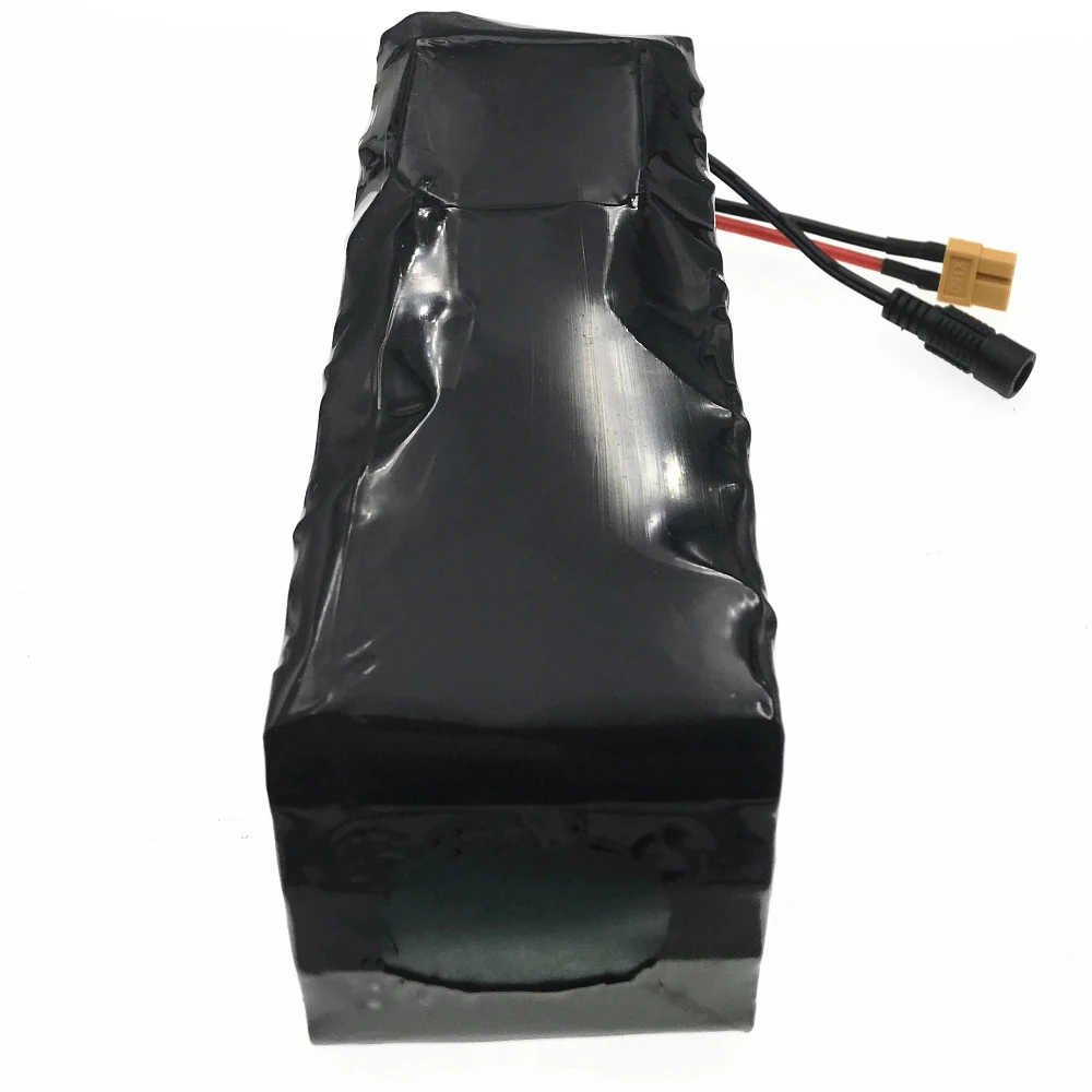 10S4P 36 فولت 10000 مللي أمبير 18650 بطارية ليثيوم أيون، سعة عالية قابلة لإعادة الشحن مع BMS مدمج، للسكوتر الكهربائي، طاقة آمنة ومتينة