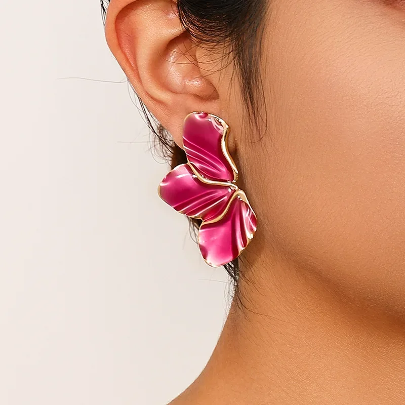 Metal Stud Earrings For Women Colored Enamel Leaves Geometric Ear Accessories Party Holiday Gift OL Fashion Jewelry E460