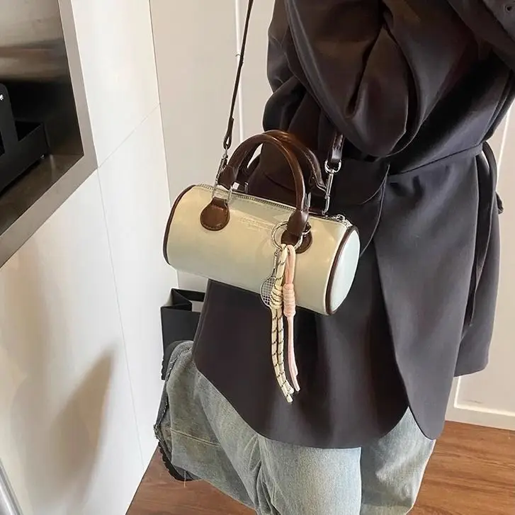 

Fashion Letter Print Shoulder Bag Women Cylinder Leather Large Capacity Tote Bag Ladies Color Block Minimalist Crossbody Bag New