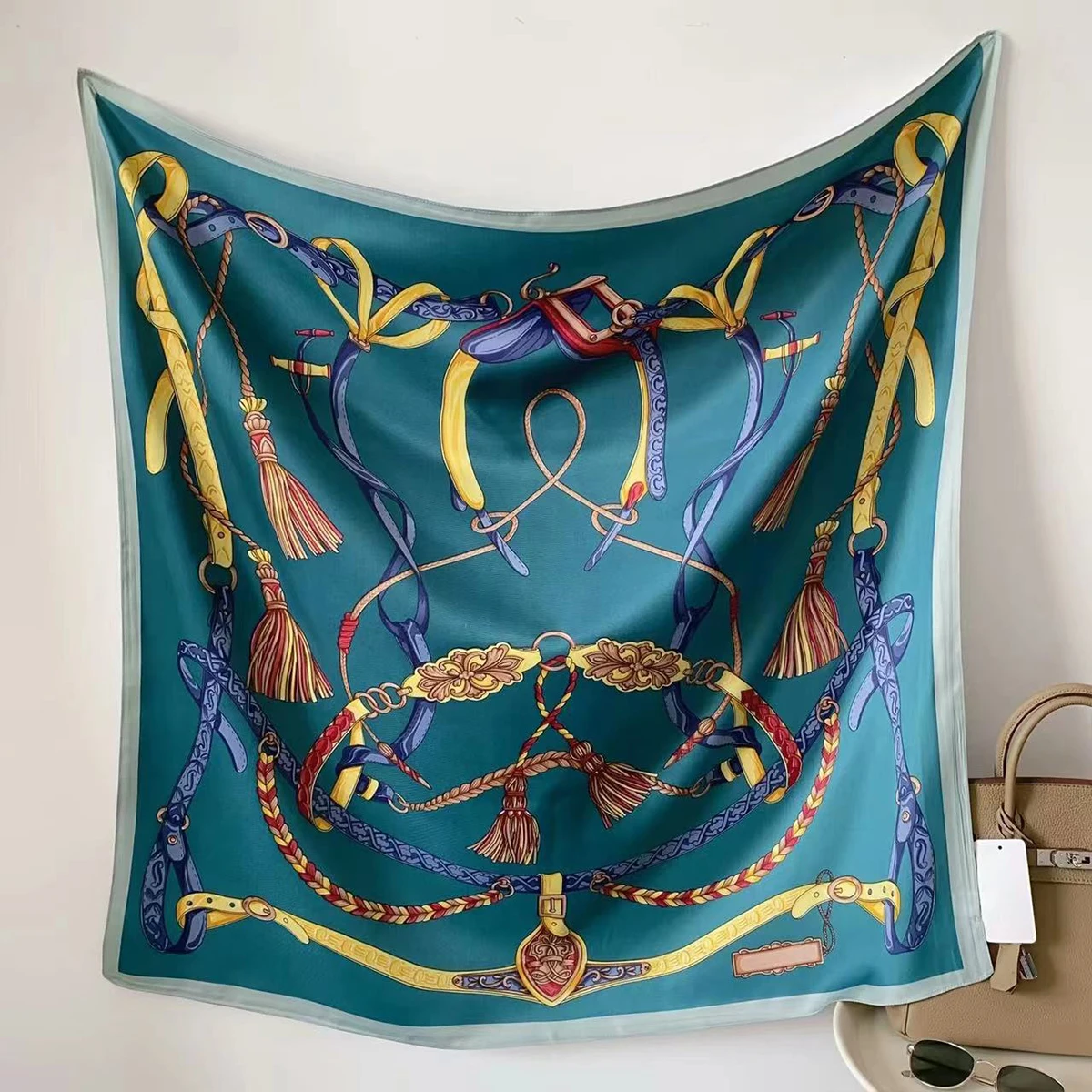 Fashion Chain Large Shawl 90*90CM Scarfs bandana Beach cover up Sarong New Elegant Floral Printed Head Wraps Lightweight Wraps