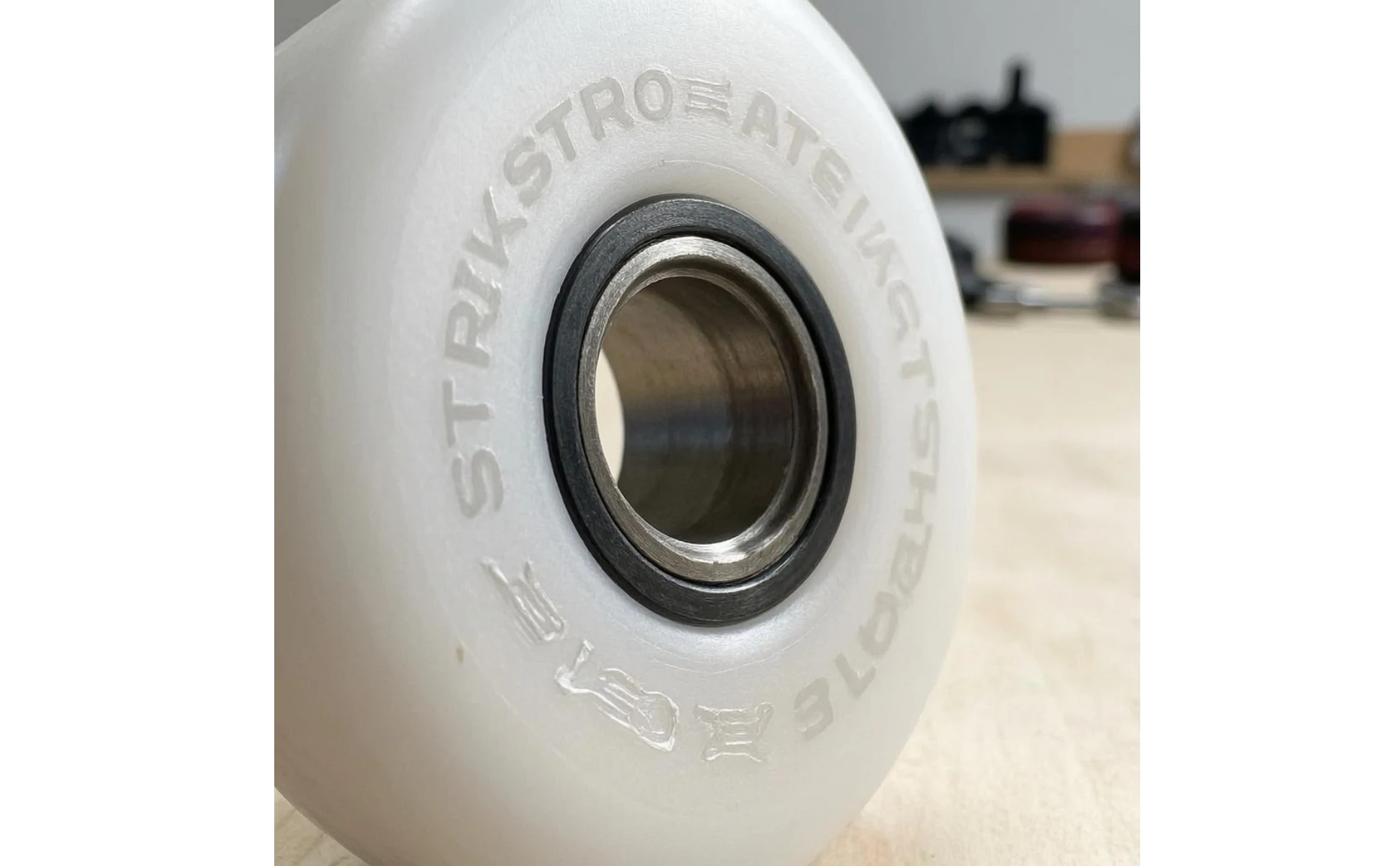 4 Pieces 60 X 45 Mm Skateboard Wheel High Speed 78A Skateboard Wheel 78A Polyurethane Wheels Wear-Resistant Sports Gear
