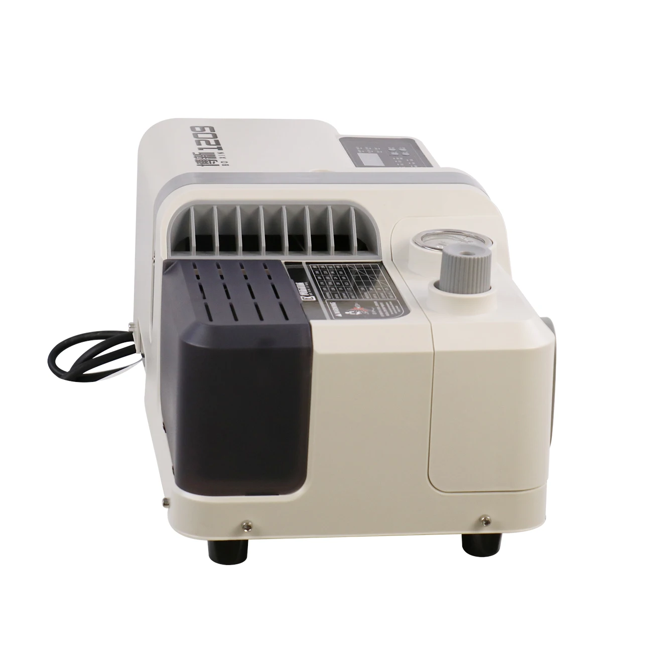 الاستخدام المنزلي تردد متغير 1.8KW المغناطيس الدائم محرك عاكس جهاز تنظيف يعمل بالضغط العالي