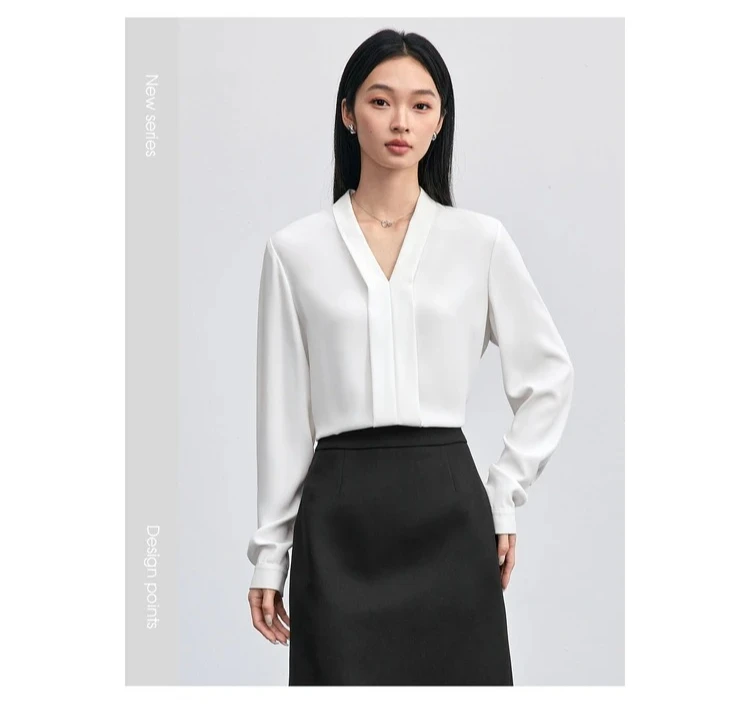 SENTUBILA Elegante Damenbluse 2026 Herbst V-Ausschnitt Langarm-Oberteil Chiffon-Hemden & Blusen Damenbekleidung 153CB8811X – Detail 7
