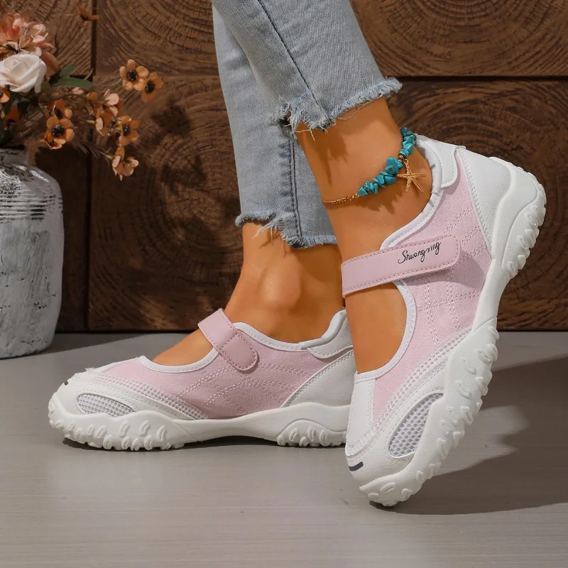 Женские белые сетчатые кроссовки Мэри Джейн на каблуке 4 см, удобные дышащие повседневные прогулочные туфли, легкие, нескользящие