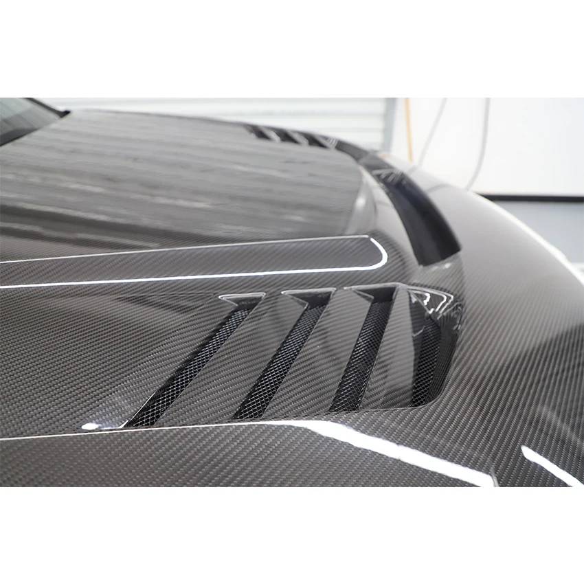 For G87 M2 Carbon Fiber V style Dry Carbon Fiber Hood Bonnet Car Body Kit 4
