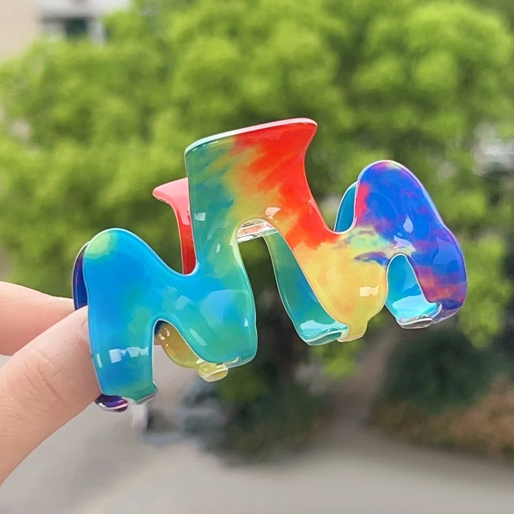 

Simple Acrylic M Shape Hair Claw Korean Style Hair Accessories Rainbow Wave Crab Clip Headwear Shark Clip Women Hair Claw Girl
