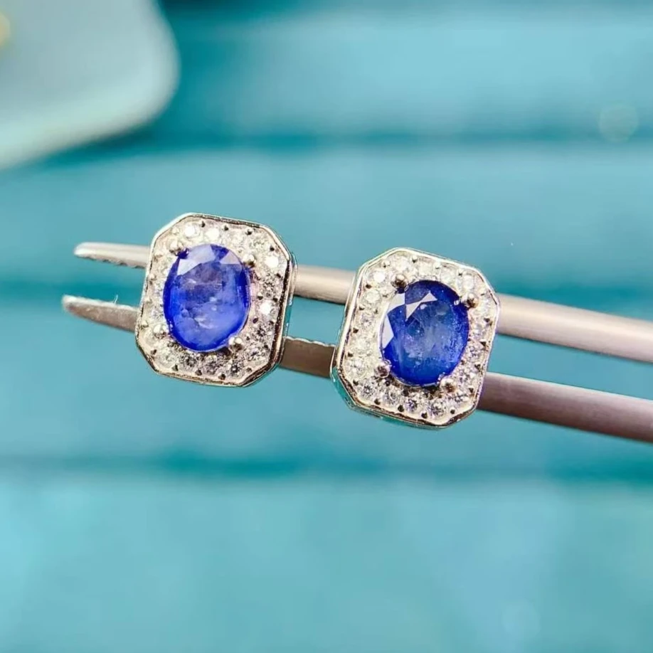 

Classic Design 925 Silver Sapphire Stud Earrings 4mm*5mm 0.8ct 100% Natural Sapphire Earrings with Certificate