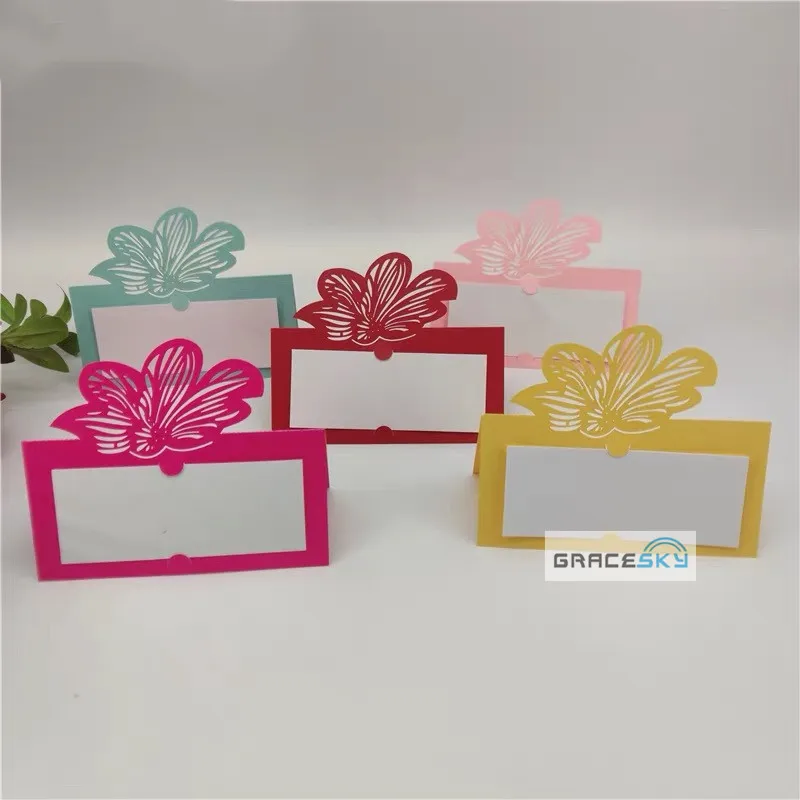 50 laser cut Lily flower Table Place cards Wedding Birthday invitation Seat Name Cards wedding holder name cards Marriage favors