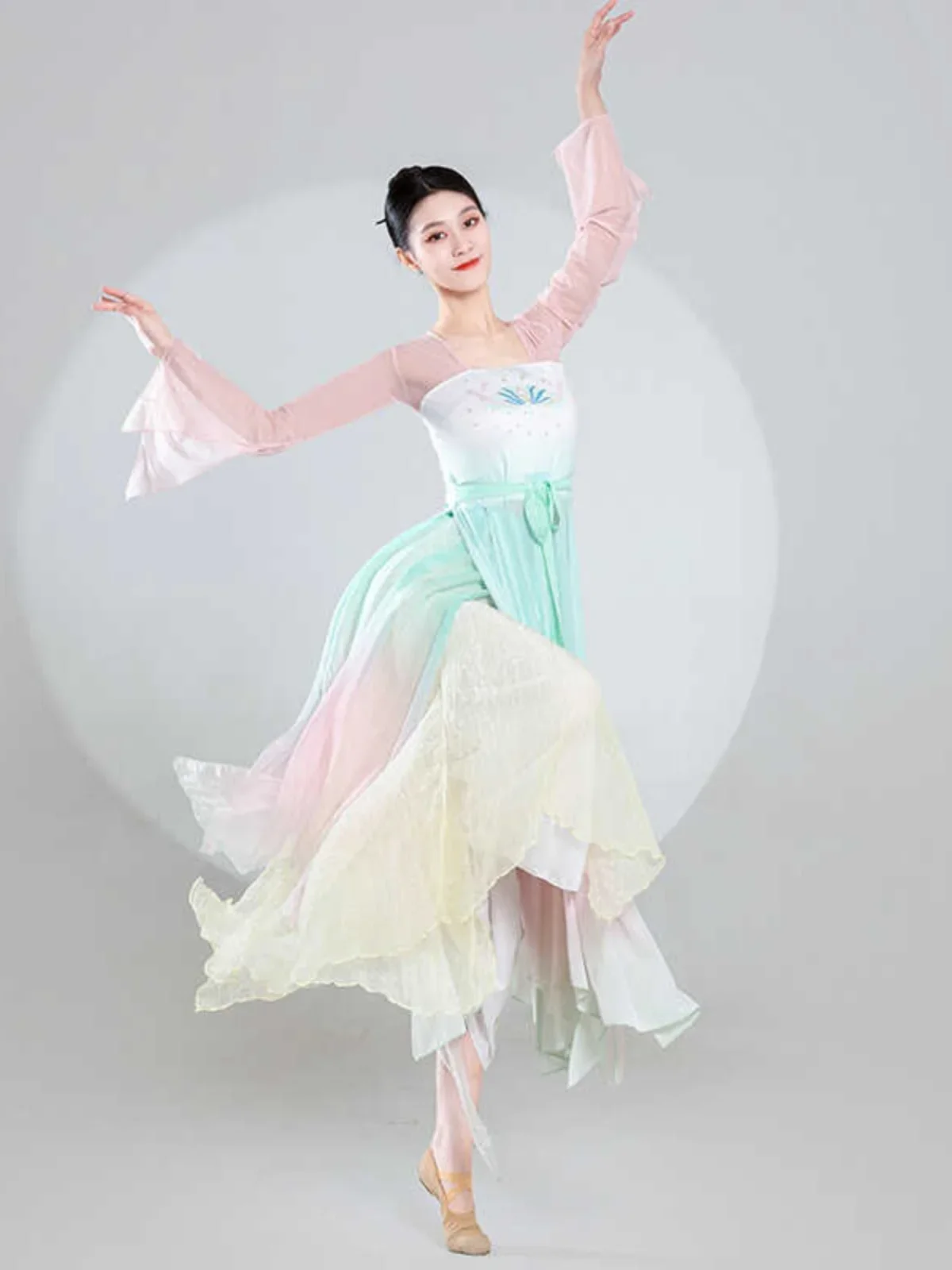 Classical Dance Performance Wear Dancing Dress Exercise Clothing Chinese Classic Dance Folk Dance Costume Female