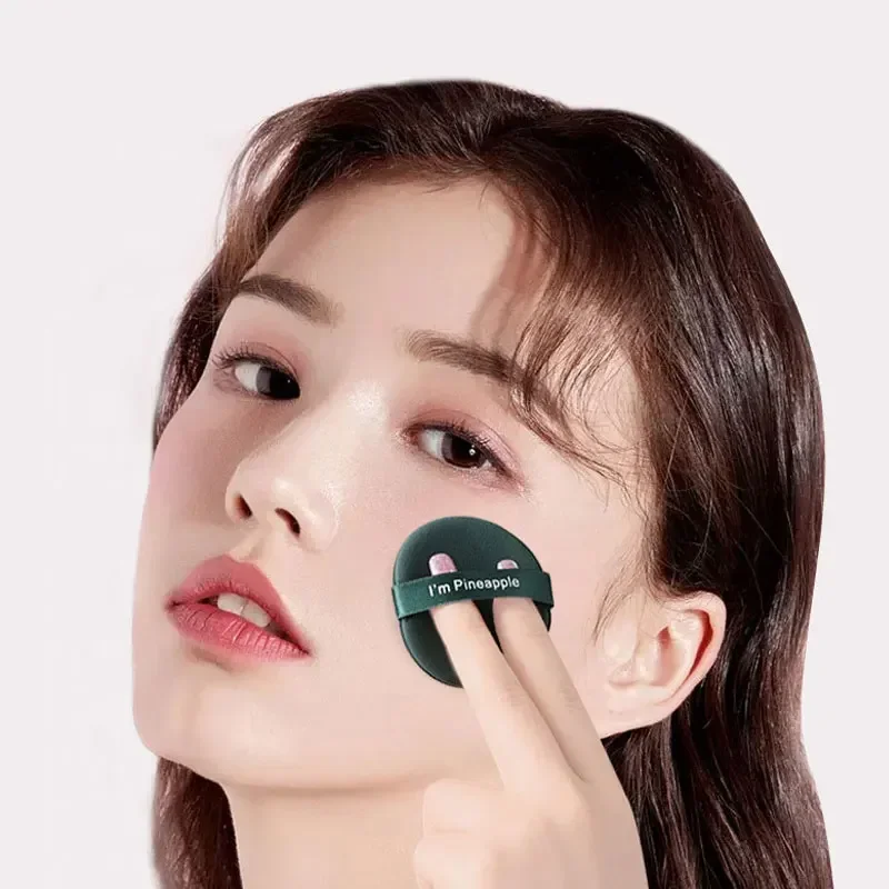 สตรอเบอร์รี่เครื่องสําอางค์พัฟชุดคู่ความงามผู้หญิงแต่งหน้าฟองน้ําเครื่องปั่น Make Up Powder เครื่องมือ 7 PCS แต่งหน้าเครื่องมือ