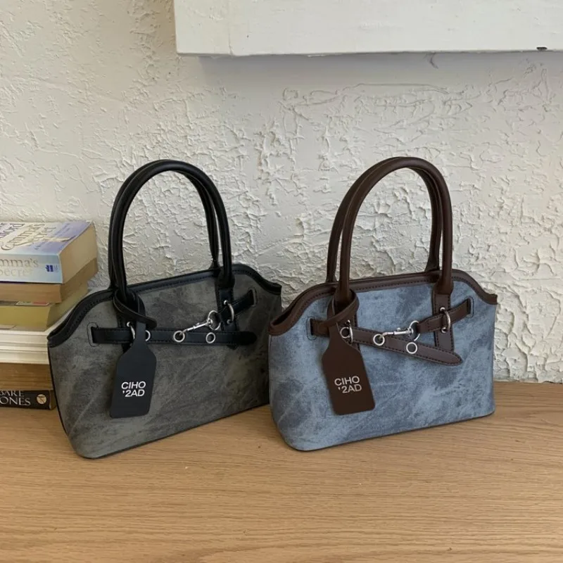 

Chic Textured Vintage Diaper Bag For Women Unique Crossbody Handbag Luxury Designer Leather Trendy Shoulder Tote Large Capacity