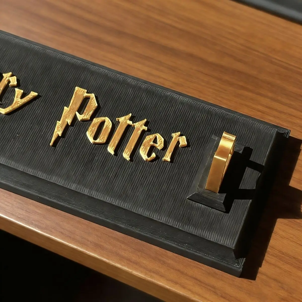 Harry Potter Wand Display Stand, Wand Storage Rack & Decor Ornament view 5