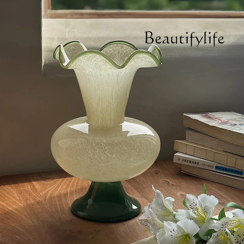 

Glass vase medieval French wave lace retro literary and artistic style flower arrangement living room decoration ornament