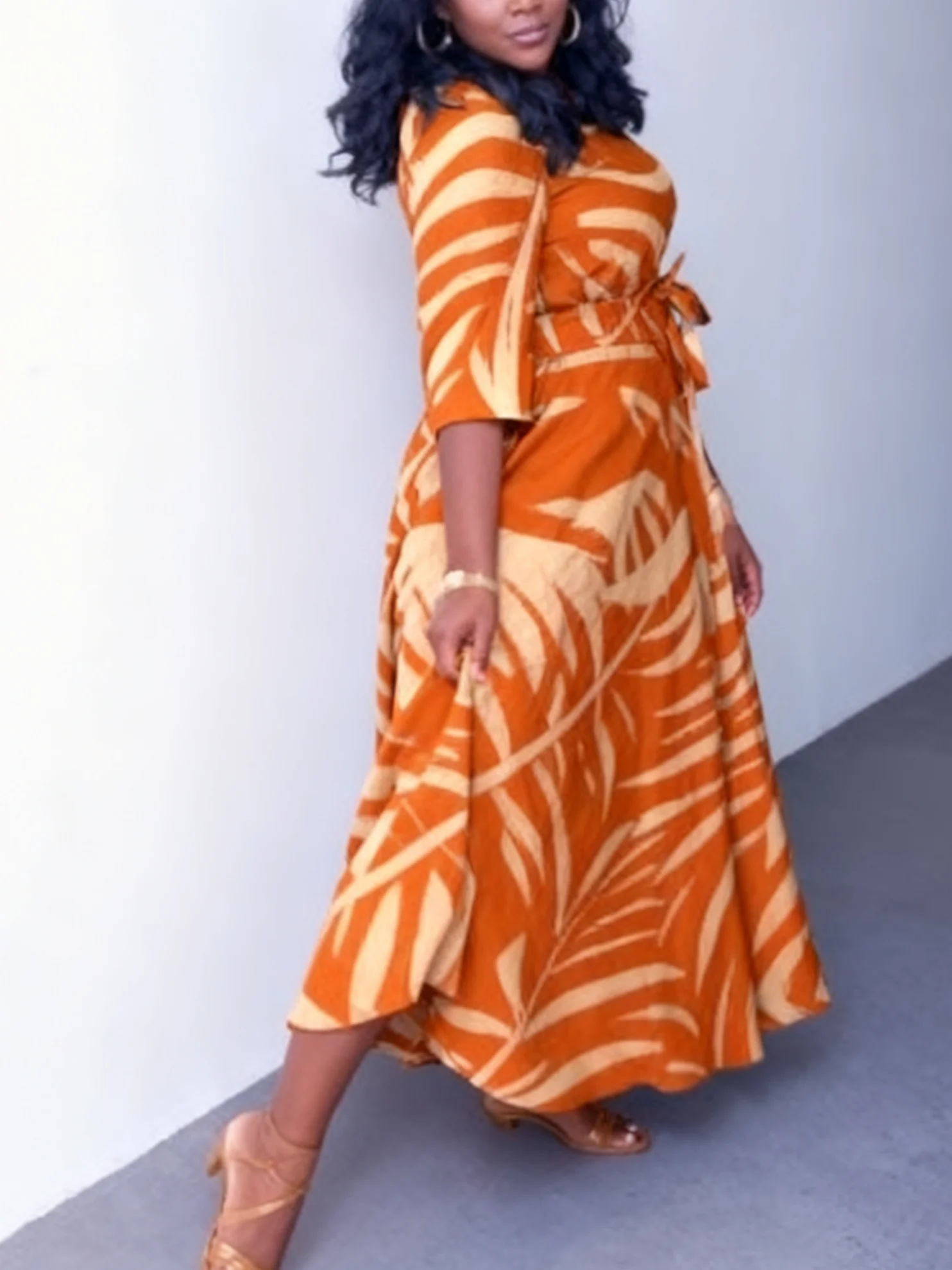 Women's Plus Size Elegant Long Dress with 34 Sleeves