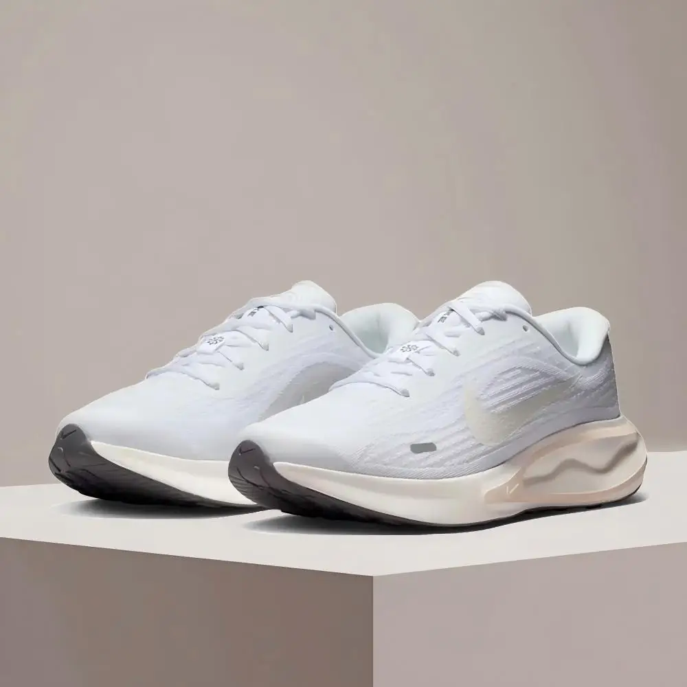 Nike Journey Run Damen-Laufschuhe, rutschfest, vielseitig, langlebig, sportlich, stilvoll, bequem, lässig, FJ7765-119