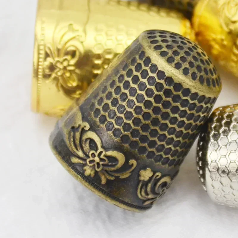 

Sewing Fabric DIY Accessories New Cross-stitch Thimble Finger Sleeve Vintage Pure Copper Thimble Thickened Protective Top Hat