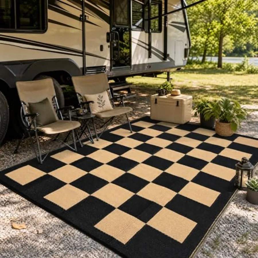 

Outdoor rug for beach, picnic, patio, balcony: waterproof, UV resistant, reversible checkered mat in black brown, stain resista