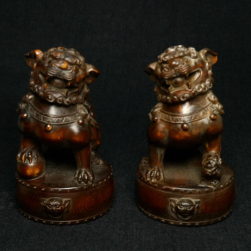 YIZHU CULTUER ART Size 2.7 Inch 2 Pcs Old Chinese Boxwood Hand Carved Lion Figurine Statue Decoration Gift Collectable