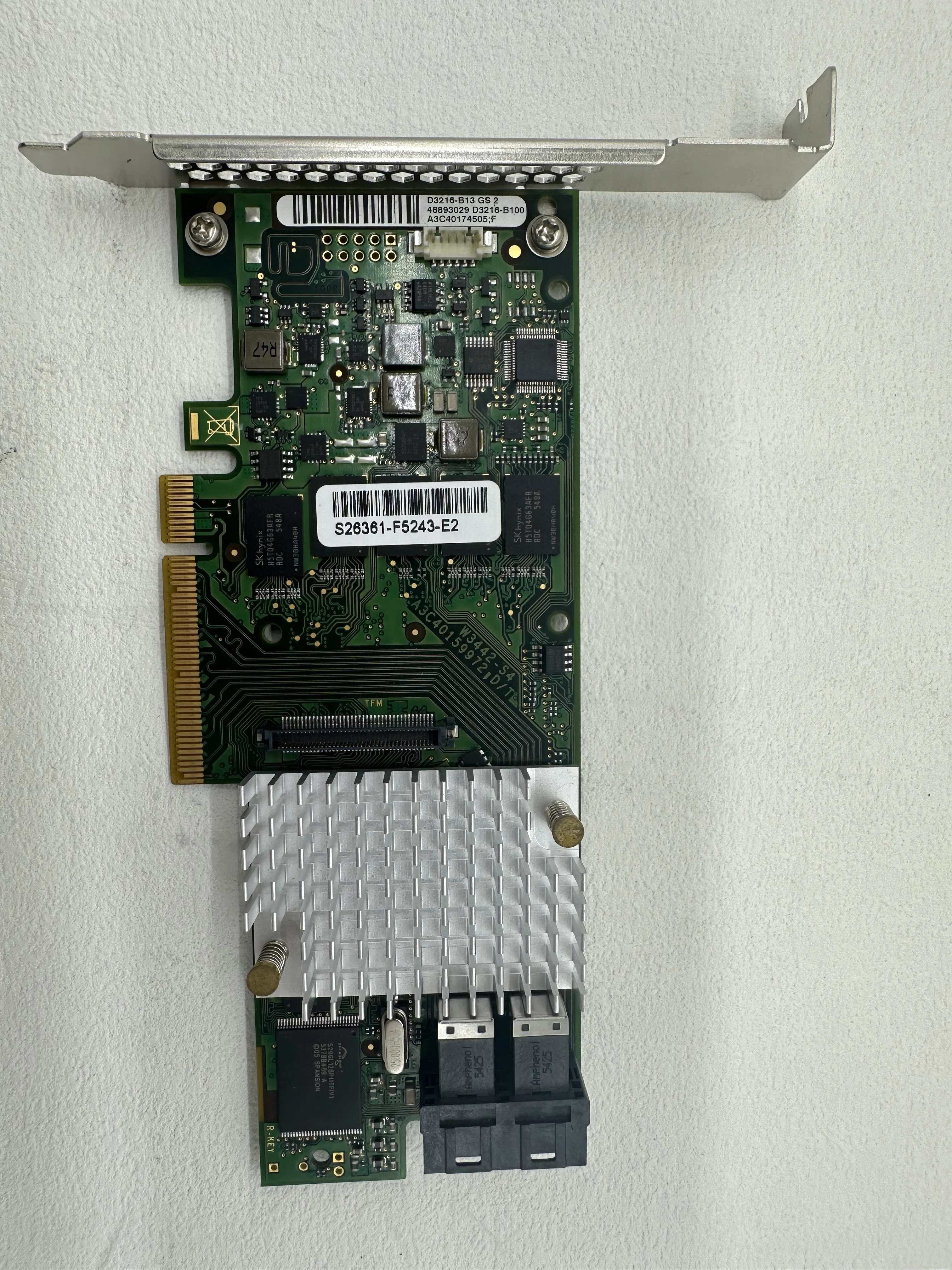 

D3216-B13 SAS 2GB Cache 12GB Controller Card Second-Hand