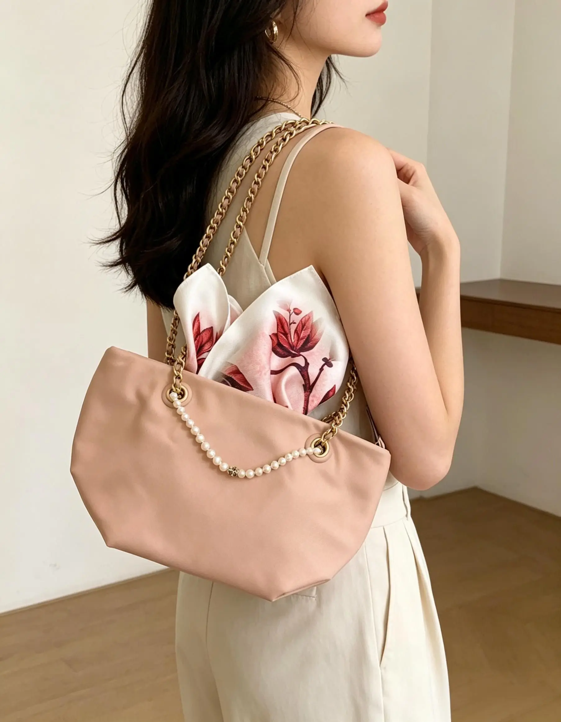 

Designer high-end luxury women's handbag, fashionable commuter shoulder and crossbody bag, large-capacity women's bag